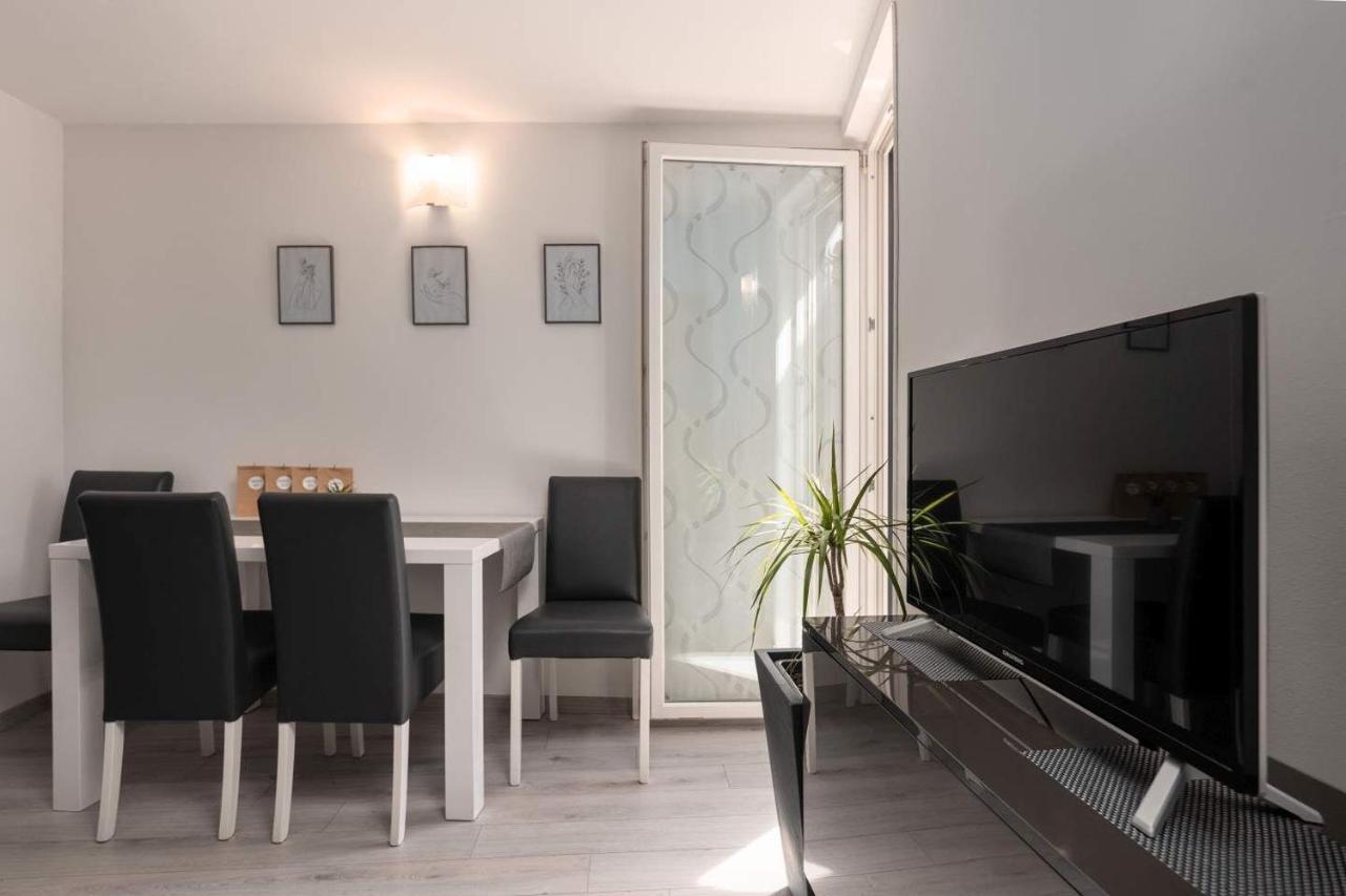 Apartmani Astrid Rabac Eksteriør billede