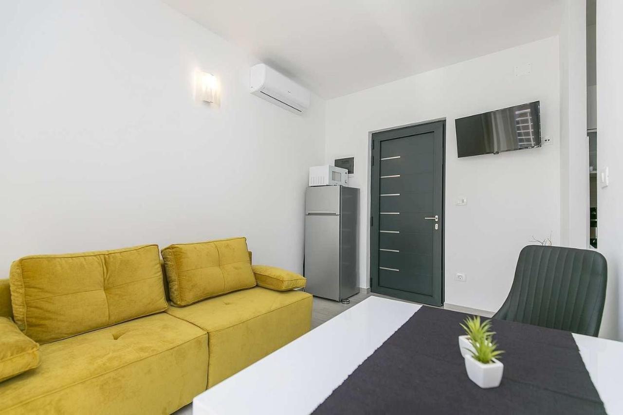 Apartmani Astrid Rabac Eksteriør billede