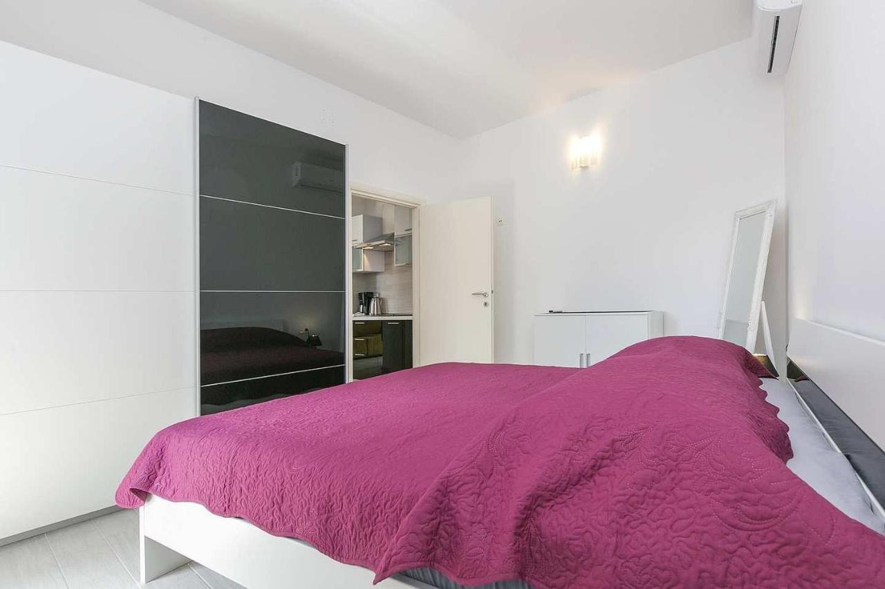 Apartmani Astrid Rabac Eksteriør billede